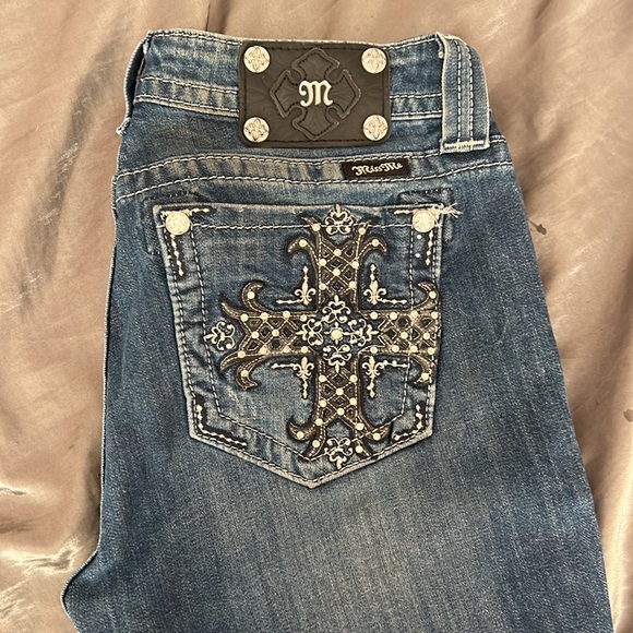 MissMe Low Rise Y2k Jeans (size 30) - Picture 3 of 4